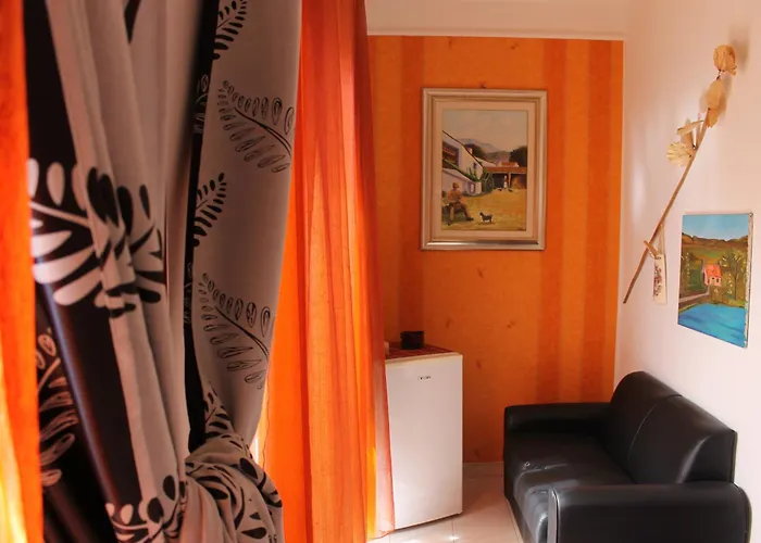 Oda ve Kahvaltı Su Nuraghe SantʼAntìoco