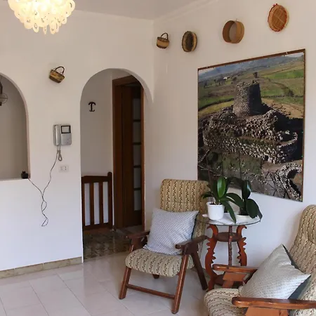 Bed & Breakfast Su Nuraghe SantʼAntìoco