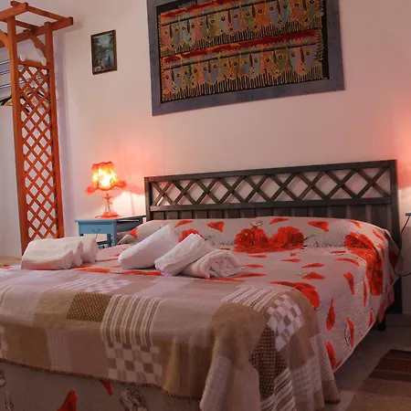 Su Nuraghe Bed & Breakfast Sant'Antioco